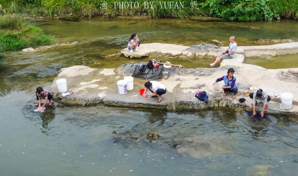 中國最特別的早餐店,溫泉井裡煮米粉,10元一碗你敢吃嗎? 中國最特別的早餐店,溫泉井裡煮米粉,10元一碗你敢吃嗎?