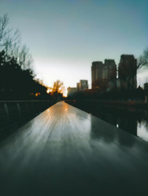 同價位的競爭，一加、小米的攝影作品