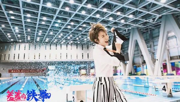 馬麗這身裝扮，我能get到片中反派對她垂涎欲滴的心態了