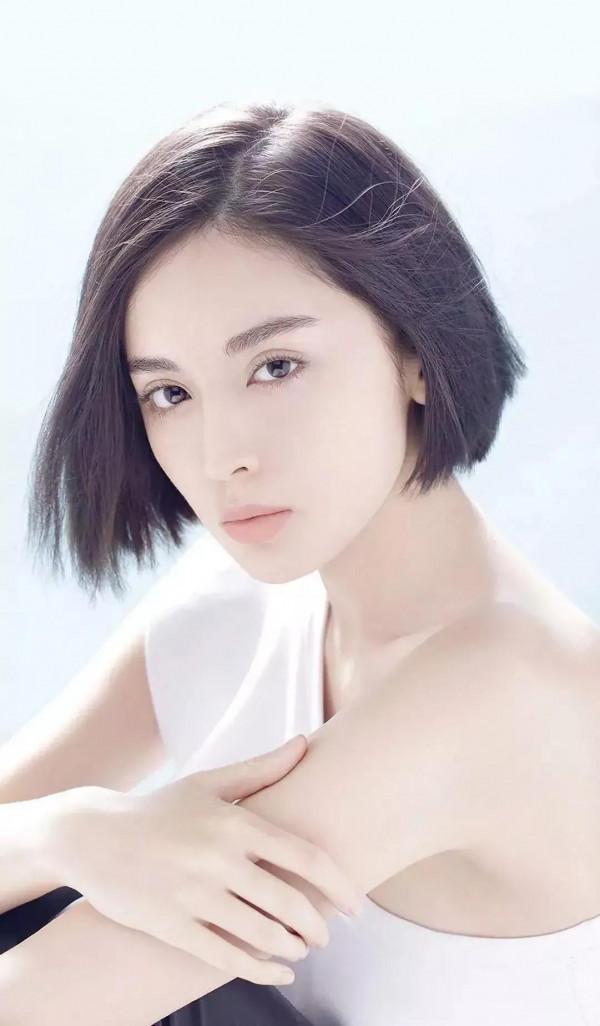 嫵媚動人的娜扎