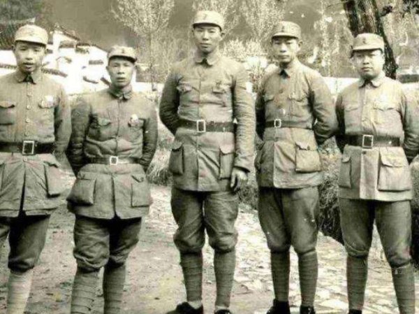 1955年授銜，他沒有官職軍銜，為何卻被毛主席特批享受元帥待遇？