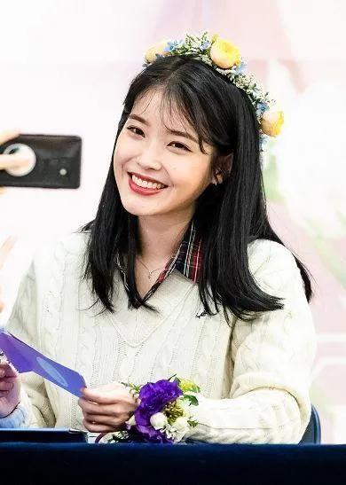 全智賢誇她漂亮又可愛,李知恩把她當最好的閨蜜,她是有多特別 全智賢誇她漂亮又可愛,李知恩把她當最好的閨蜜,她是有多特別