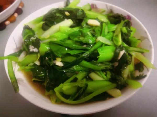 武漢小兩口的極簡晚餐，簡單4個菜走紅朋友圈，網友：拒絕窮精緻