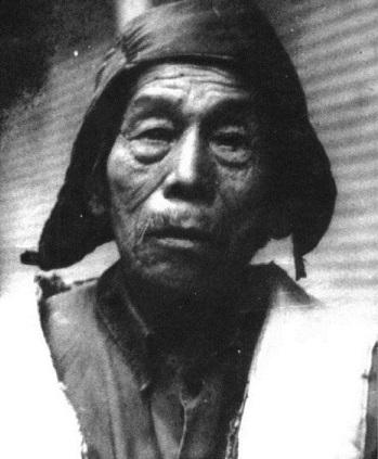 80年代,四川老漢“稱帝納妃”,還有70餘人的護衛隊,下場如何? 80年代,四川老漢“稱帝納妃”,還有70餘人的護衛隊,下場如何?