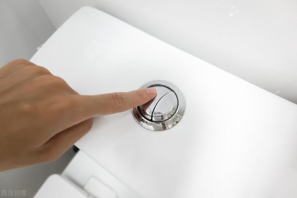 買馬桶,別聽商家說得“天花亂墜”,選購時,認準幾個方面就夠了 買馬桶,別聽商家說得“天花亂墜”,選購時,認準幾個方面就夠了