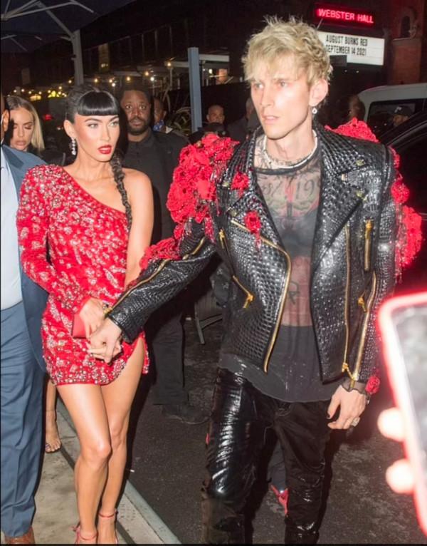 梅根福克斯公開了身體畸形的問題她表示我有很多深深的不安全感 梅根福克斯公開了身體畸形的問題她表示我有很多深深的不安全感