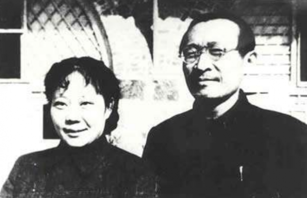 毛澤東給斯大林的信有錯別字，駐蘇大使王稼祥發現後，為何說不改