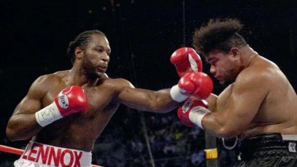 大衛·圖阿首次衝刺世界拳王,遭遇技術大師劉易斯!終成無冕之王 大衛·圖阿首次衝刺世界拳王,遭遇技術大師劉易斯!終成無冕之王