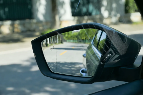 15萬買二手頂配速派,實用豪華全都有 15萬買二手頂配速派,實用豪華全都有