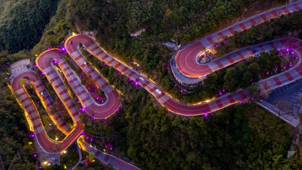 我國十大地勢驚險的公路,風景如畫但會讓你笑中帶淚,你去過哪個 我國十大地勢驚險的公路,風景如畫但會讓你笑中帶淚,你去過哪個