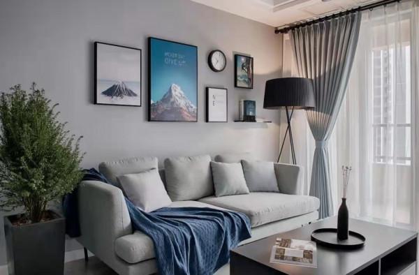 客廳裝飾畫這樣掛,顏值蹭蹭翻倍 客廳裝飾畫這樣掛,顏值蹭蹭翻倍