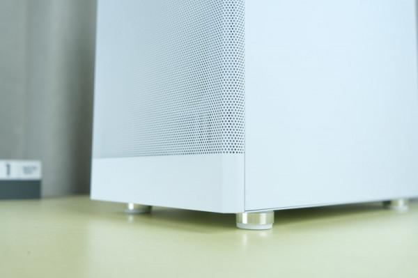 新年新氣象，中端平面設計主機 i5+32G+先馬易大師S1雪裝版上機