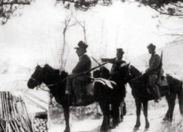 我軍副司令在銀川遇害,上級下令:一個軍全軍出動,連夜抓捕真兇 我軍副司令在銀川遇害,上級下令:一個軍全軍出動,連夜抓捕真兇