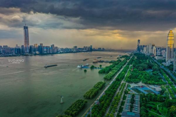 沒有長江，武漢未必就是“大武漢”！中國江城中的獨一無二