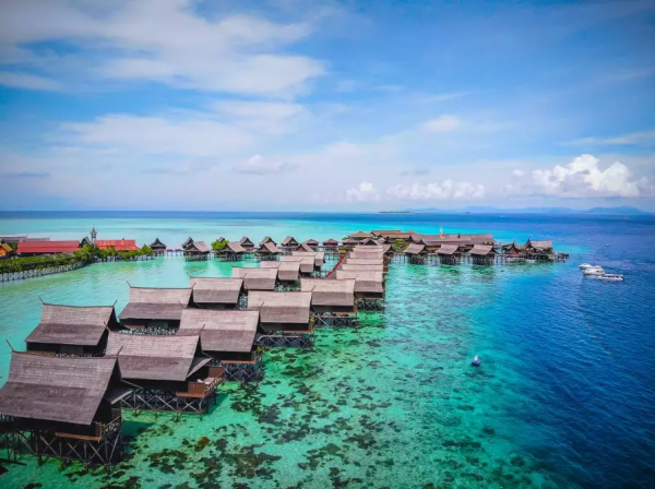 仙本那,與鯨鯊共舞,住水上木屋 仙本那,與鯨鯊共舞,住水上木屋
