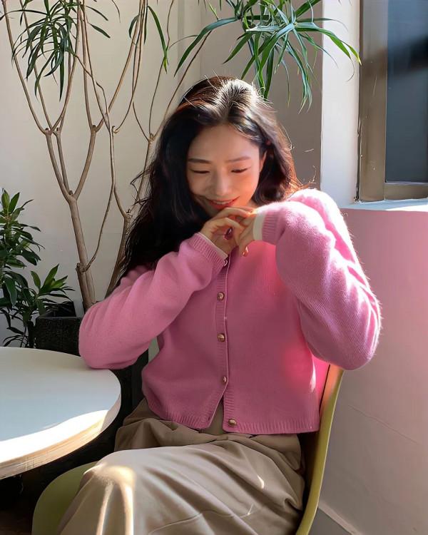 早春的第一件薄外套！小個子照著這樣穿，顯高又氣質