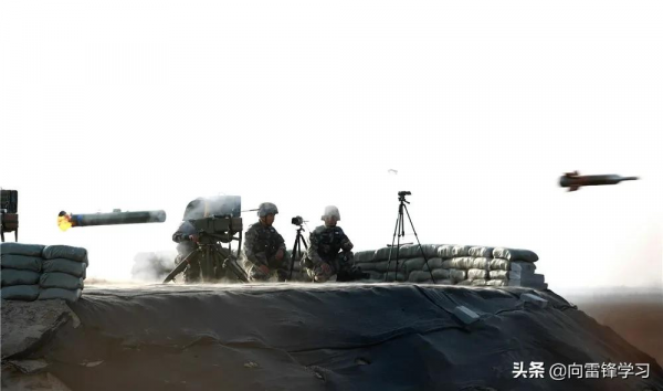 軍營“八味”臘八粥，“粥”到暖心