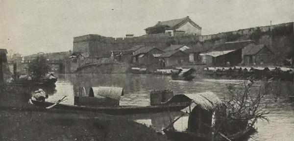 敵軍營長被解放軍戰士活捉,仔細一看,由驚到喜:是自己親外甥 敵軍營長被解放軍戰士活捉,仔細一看,由驚到喜:是自己親外甥