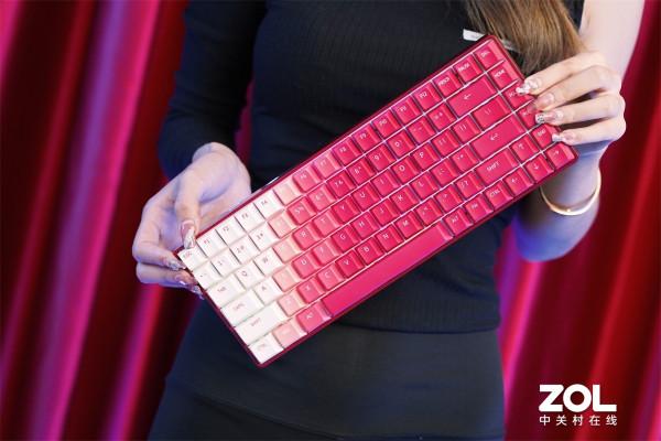 年度最紅的鍵盤 達爾優A84鍵盤圖賞 年度最紅的鍵盤 達爾優A84鍵盤圖賞