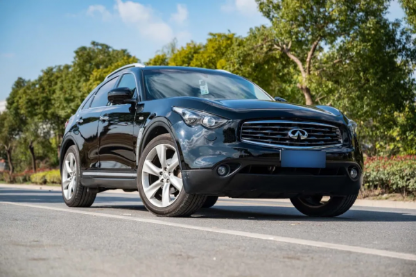 愛好者的成就裡，需要一輛大排自吸——二手英菲尼迪FX35