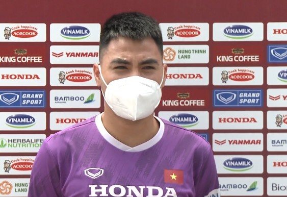 越南邊鋒範德輝:12強比賽沒有弱旅,打好與中國隊的比賽至關重要 越南邊鋒範德輝:12強比賽沒有弱旅,打好與中國隊的比賽至關重要