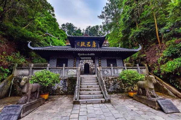 湖北恩施旅遊攻略