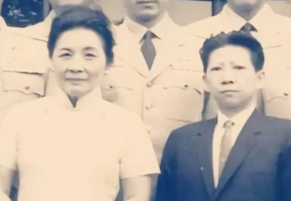 孔德基,是宋氏三姐妹唯一的孫輩後人,母親是好萊塢女明星 孔德基,是宋氏三姐妹唯一的孫輩後人,母親是好萊塢女明星