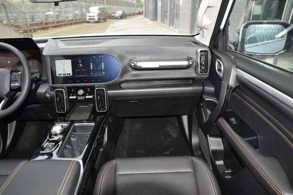 售價14.59萬，又野又潮，配置豐富，實拍哈弗大狗中華獵犬版