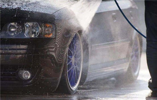 買輛15萬的車，用10年需要花多少錢？