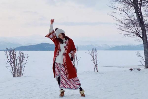 陳赫前妻曬新年美照！173cm穿旗袍比例驚豔，少女氣質不輸張子萱