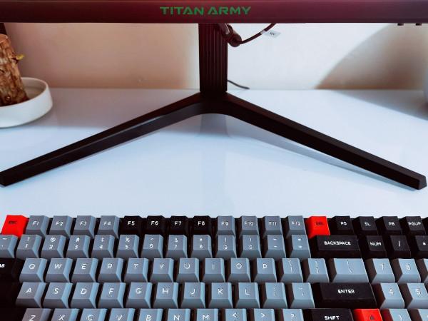 顯示器也玩高性價比？泰坦軍團N27SH值得買嗎？上手體驗告訴你