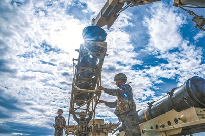 9月21日解放軍報導讀 9月21日解放軍報導讀