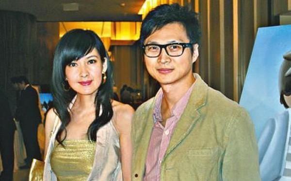 一組周慧敏的老照片曝光，一定有你沒見過的