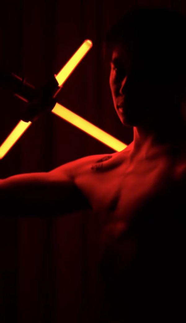 明星光劍變身哪家強？倪虹潔秀肌肉，辛芷蕾搞笑，肖戰無效換裝