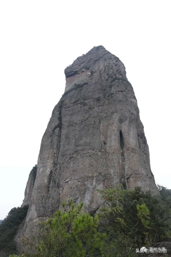 “驢行”仙居天柱峰山脊，奇峰峭立，美不勝收