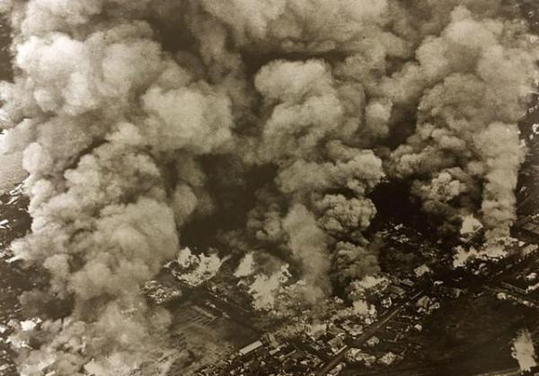 日本投降，是因為原子彈爆炸，蘇聯出兵？還是因為各方共同努力？