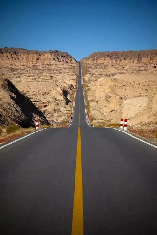 作為中國人，旅中國遊！這條公路顛覆了我對公路的所有想象