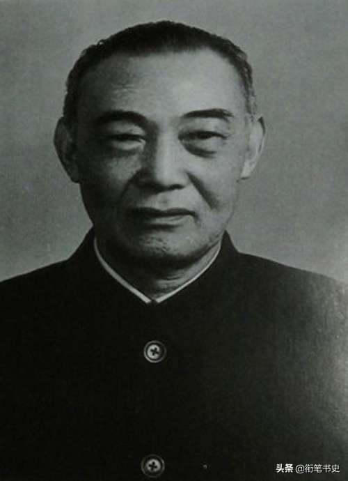 1949年,開國上將找到了自己失散8年的女兒,對她說:改名字吧 1949年,開國上將找到了自己失散8年的女兒,對她說:改名字吧