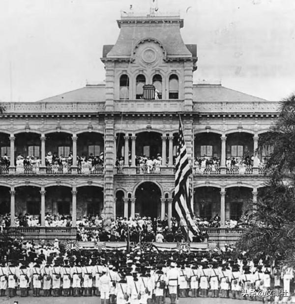 這個人工島，改變了東亞甚至是全球的程序，是日本黑暗時代的曙光