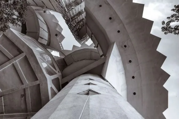 迷人而詭異的蘇聯養老院