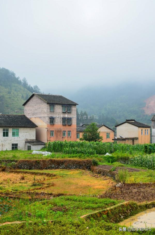 美國人說這裡是中國的核彈發射井，其實只是福建的土樓罷了