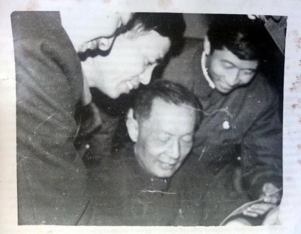 他主政安徽多年，為建立中科大做出巨大貢獻，被人民尊稱為老省長