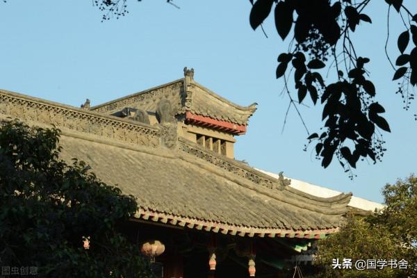 《圍爐夜話》:止步於人生享受,在苦難中砥礪前行 《圍爐夜話》:止步於人生享受,在苦難中砥礪前行