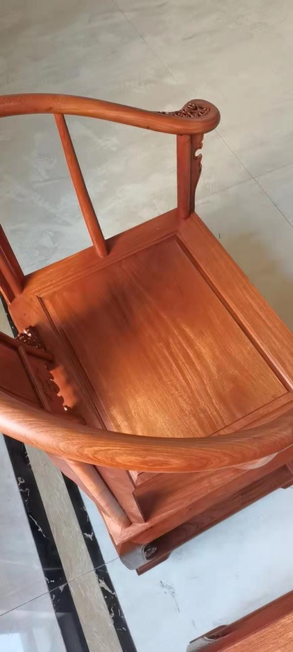 4900緬甸花梨兩拼皇宮椅三件套今日先發部分，大家看值不值？
