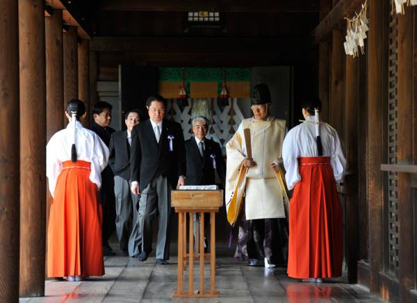 日本的靖國神社,為何一定不能參觀?裡面除了供奉戰犯還有什麼? 日本的靖國神社,為何一定不能參觀?裡面除了供奉戰犯還有什麼?