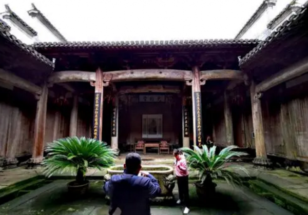 價值約1個億的國寶文物建築，因我國疏忽大意，被一位美國人帶走