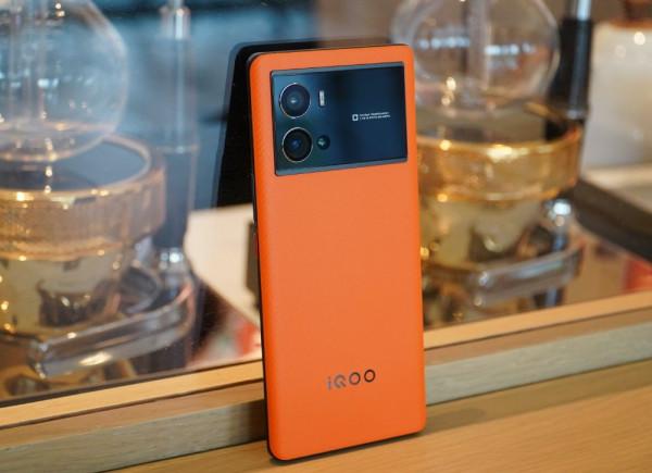 三款年度旗艦級好評手機，七大配置看點