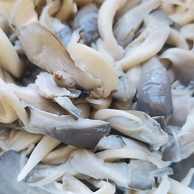 從小吃幹炸鮮蘑長大的我,誰敢說我這做法不正宗 從小吃幹炸鮮蘑長大的我,誰敢說我這做法不正宗