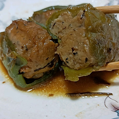 五郞草塘蝨魚釀青椒這樣做也太好吃了，每天下飯都靠它