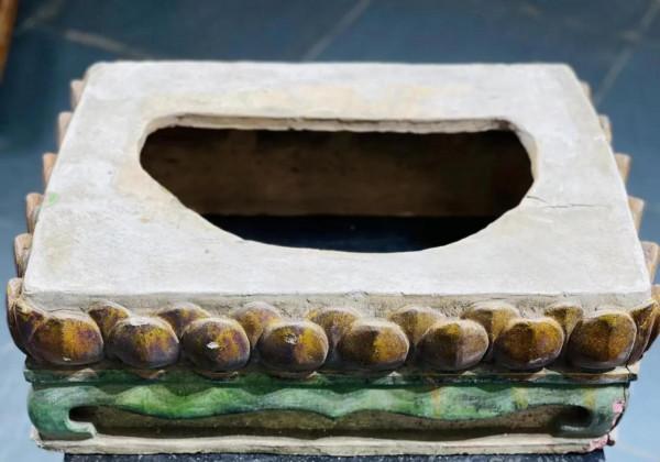 佛座，佛龕，案頭獅